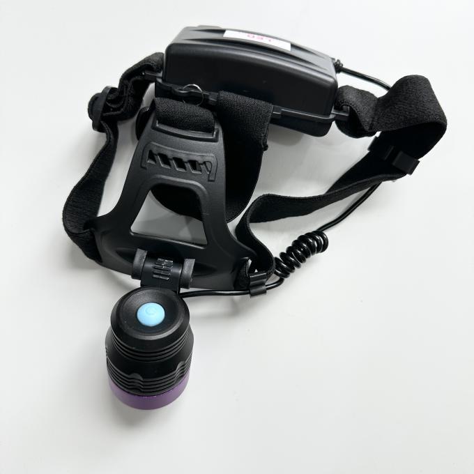 फ्लोरोसेंट चुंबकीय कण यूवी हेडलाइट DG-3101S 365-370nm की पीक तरंग दैर्ध्य और 18650 लिथियम बैटरी के 2pcs के साथ 7