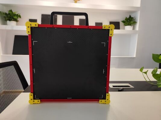 डिजिटल रेडियोग्राफी (DR) विशेष रूप से ठोस (फ्लैट पैनल) और लचीला (बेंडेबल) डिजिटल डिटेक्टरों का उपयोग