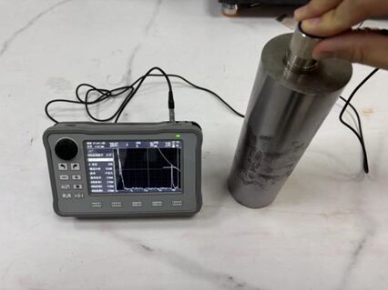 औद्योगिक एनडीटी के लिए डीएसी/एवीजी फ़ंक्शन के साथ एफडी-500मिनी अल्ट्रा-स्मार्ट अल्ट्रासोनिक धातु दोष डिटेक्टर