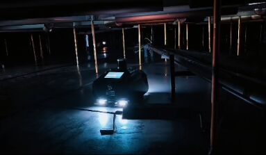 एचएमएफएल-आर1000 स्वचालित स्वायत्त नेविगेशन टैंक तल प्लेट एमएफएल निरीक्षण रोबोट