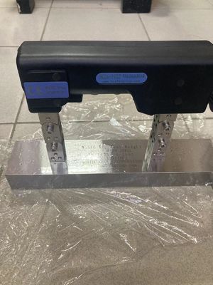 Portable AC&DC Magnetic Yoke Flaw Detector with UV Lamp Intensity ≥5000uw/cm² and White Lamp Intensity ≥1450Lux