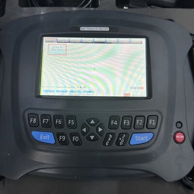 4 या 2 चैनल कंपन विश्लेषक