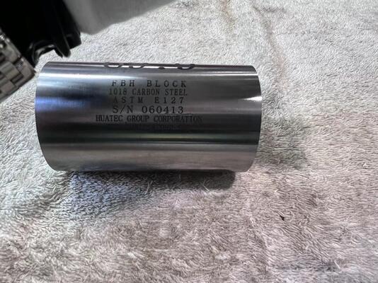 10 फ्लैट-बॉट होल कैलिब्रेशन ब्लॉक का दूरी और क्षेत्र आयाम सेट