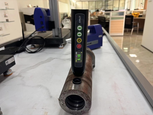 विद्युतचुंबकीय अल्ट्रासोनिक मोटाई गेज ±0.01mm सटीकता